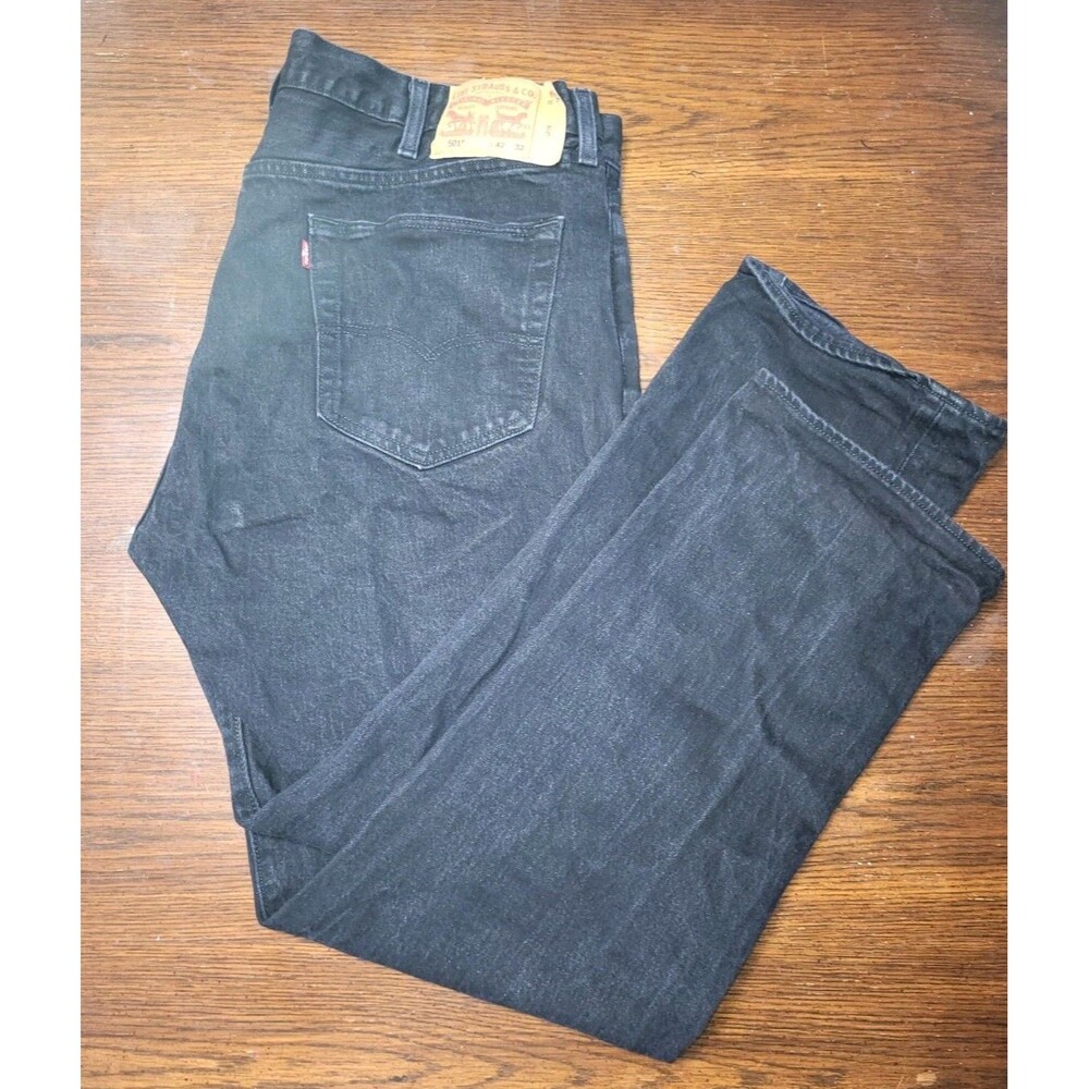 Levi's 501 Black Jeans Mens 42x32 Original Fit Straight Leg Button Fly W41 L30 - Picture 3 of 6
